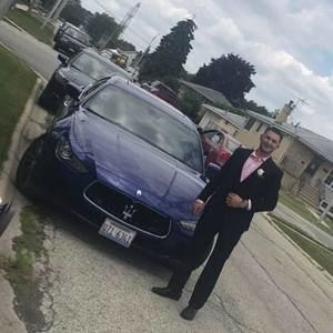 Meet your Posher, Sam